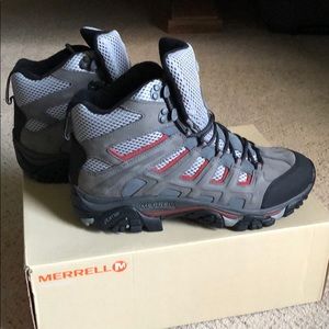 BRAND NEW Merrell Moab Peak Ventilator Boots